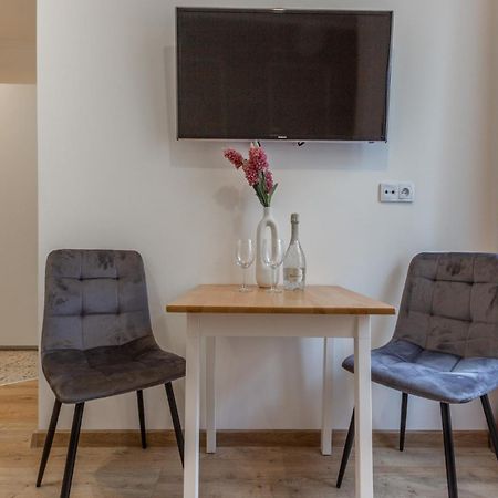 Chill Apartments Central Station Κατοβίτσε Εξωτερικό φωτογραφία